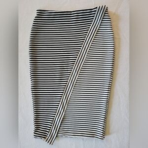 Zara Black and White Striped Pencil Skirt Juniors S